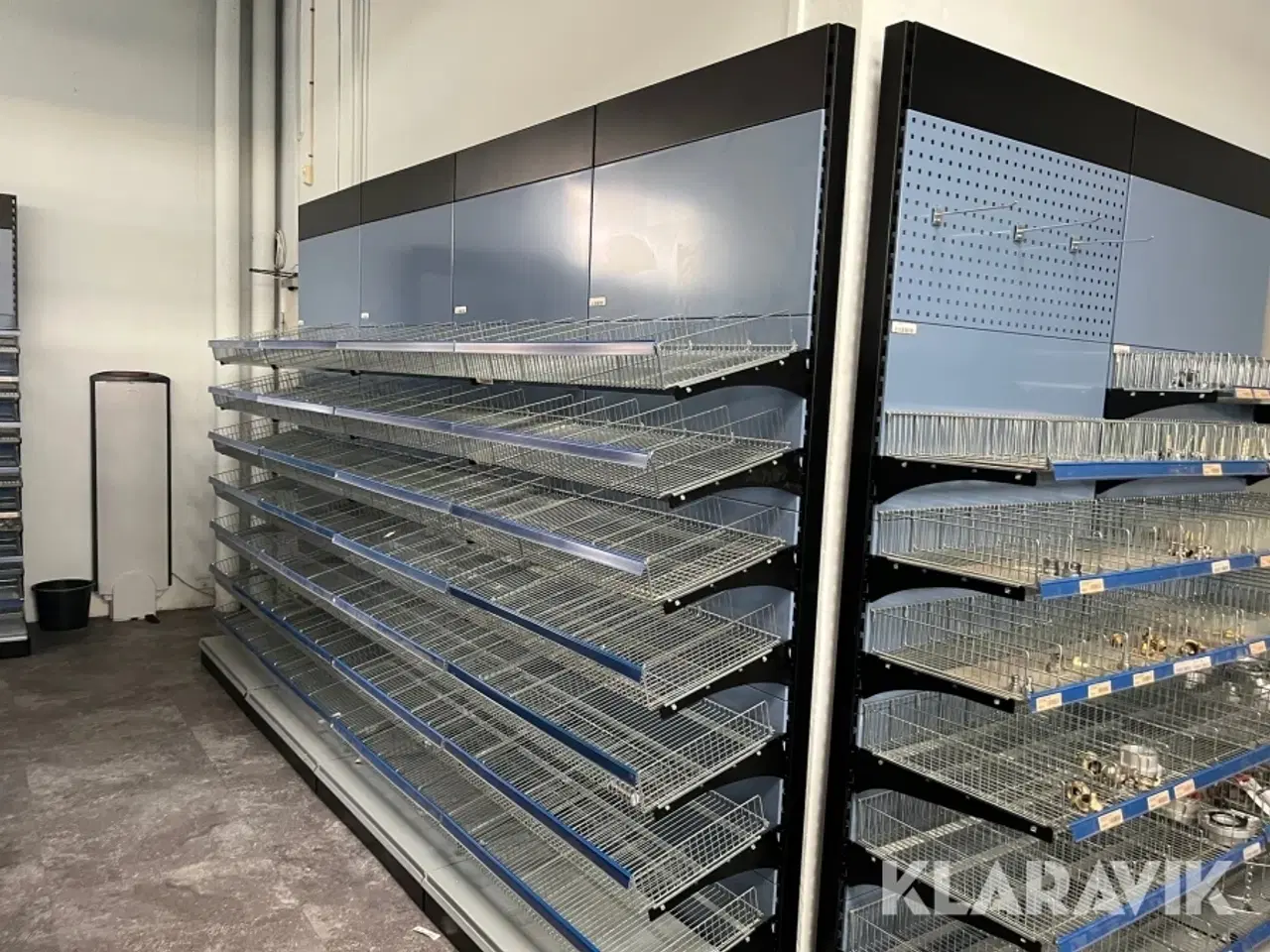 Billede 12 - Værksteds/butik inventar