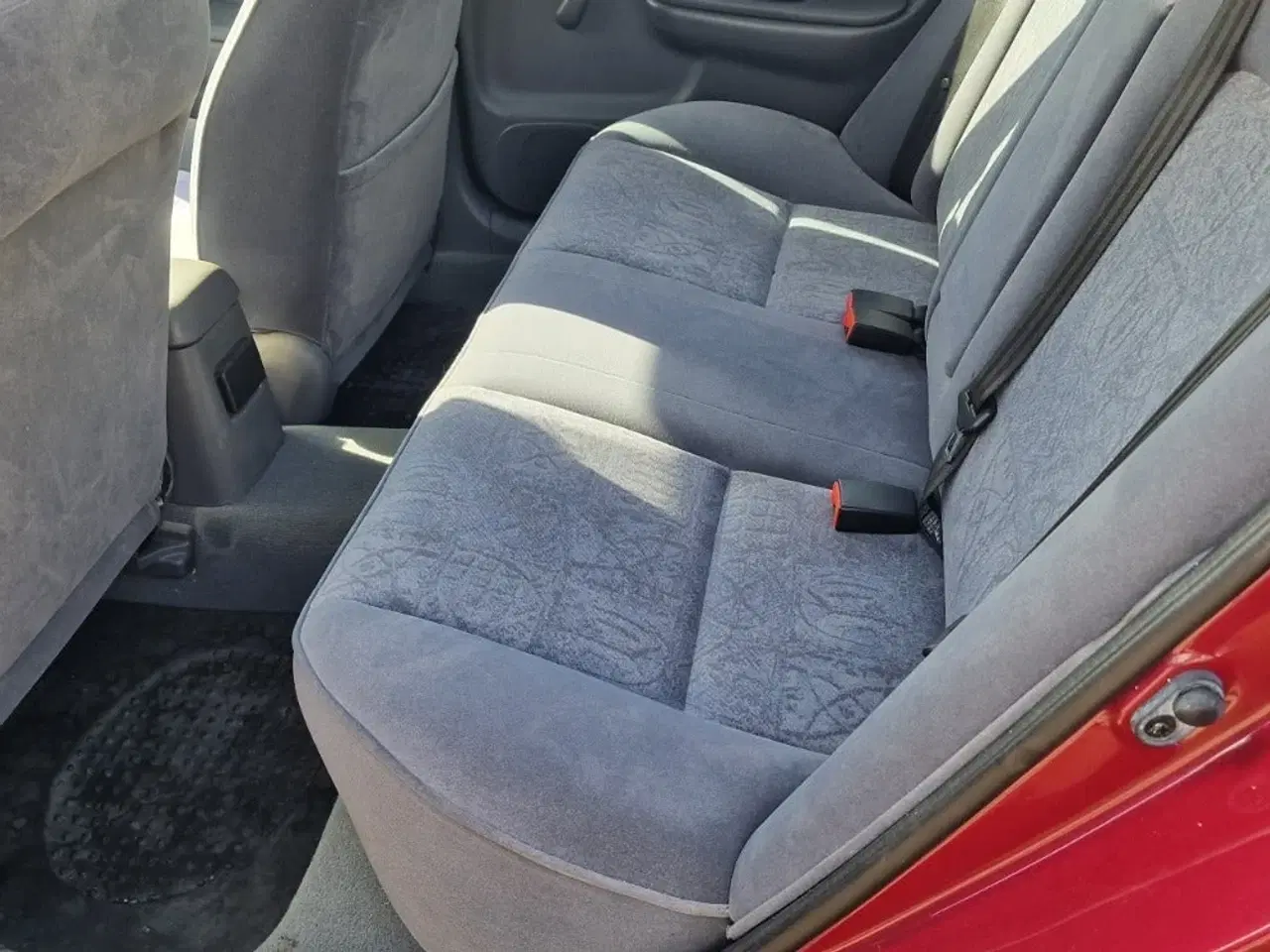 Billede 4 - Toyota Avensis 1,8 Luna