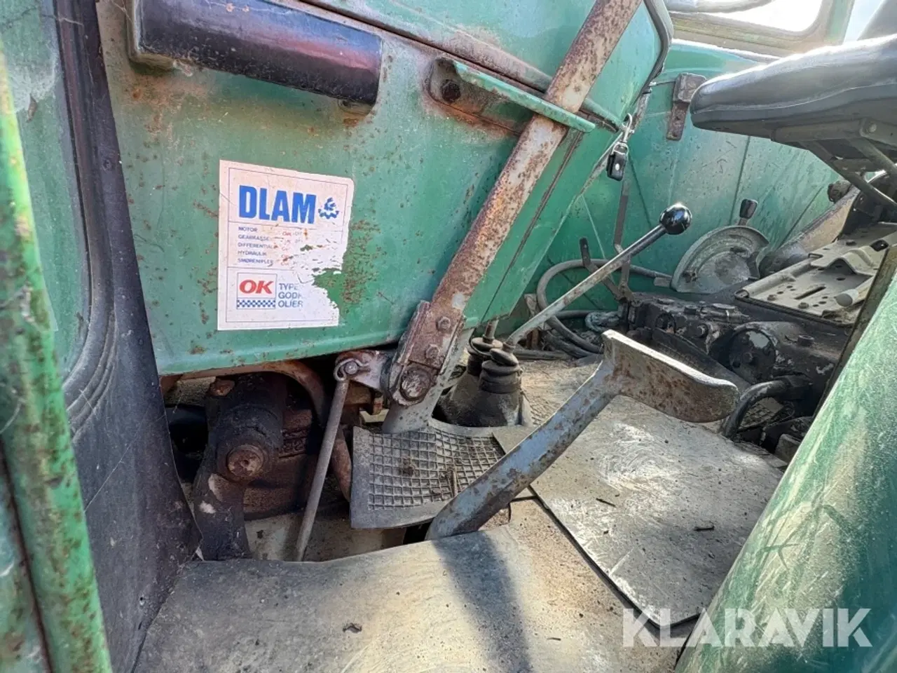 Billede 12 - Traktor Deutz D6006 med anhænger og dæk