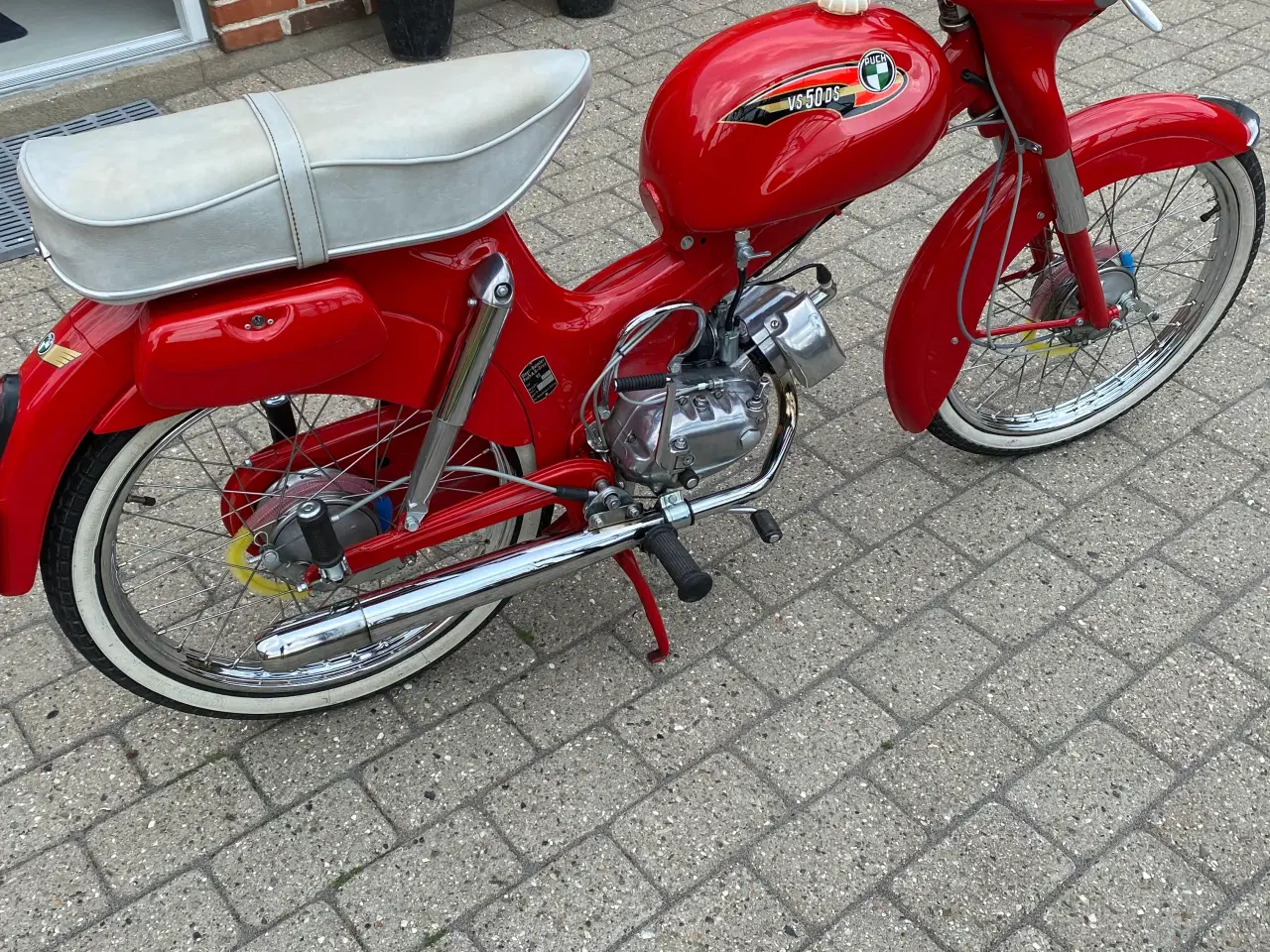 Billede 1 - Veteran knallert