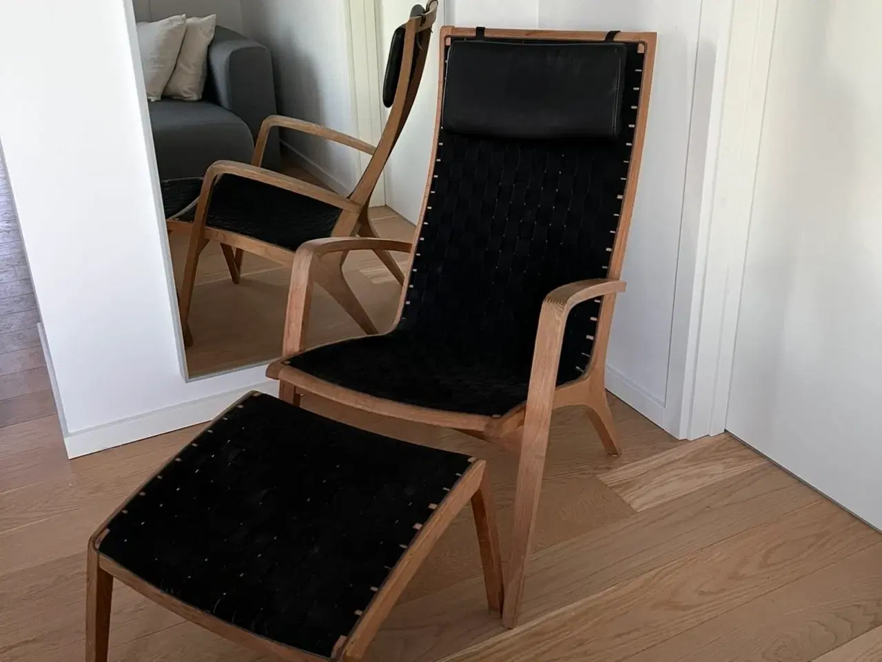 Billede 1 - Lænestol med skammel 