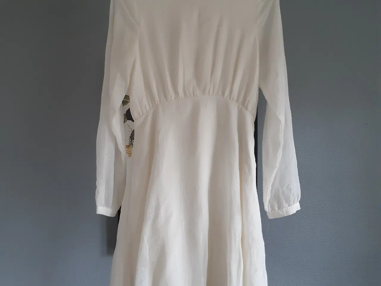 Billede 1 - Konfirmationskjole 