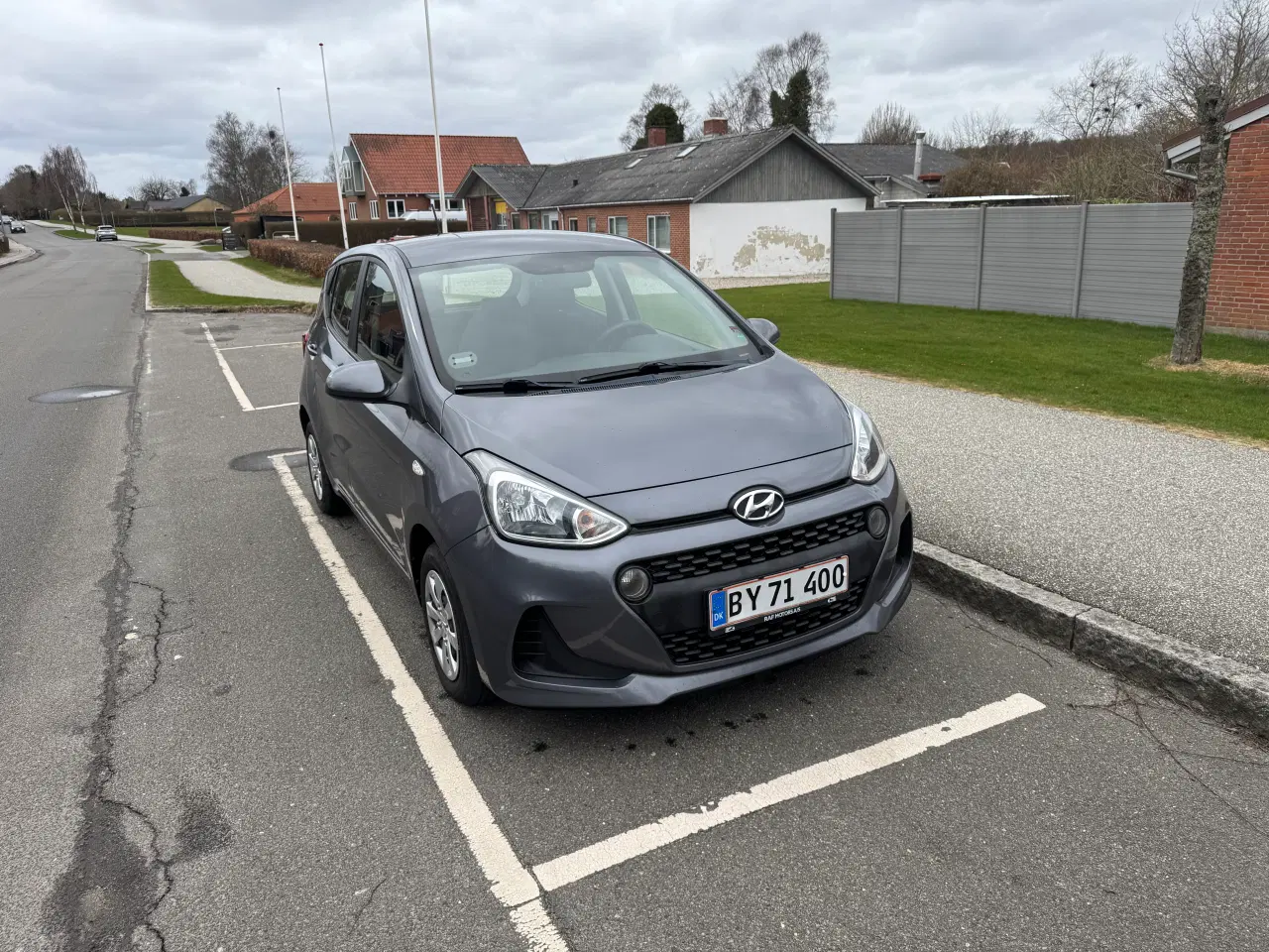 Billede 3 - Økonomisk bil til by eller pendler