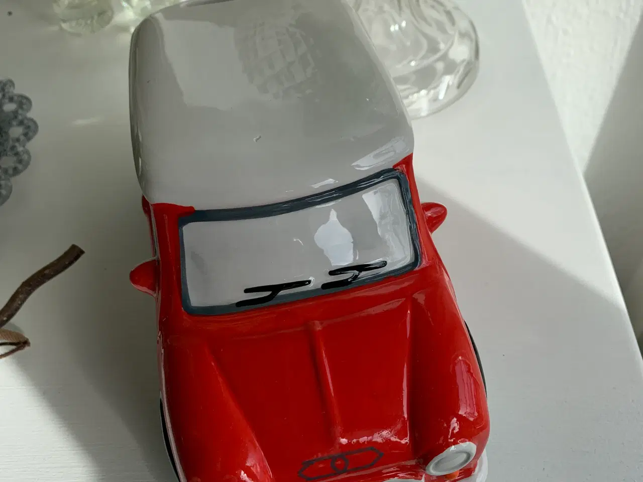 Billede 2 - Sparebøsse udformet som en bil 