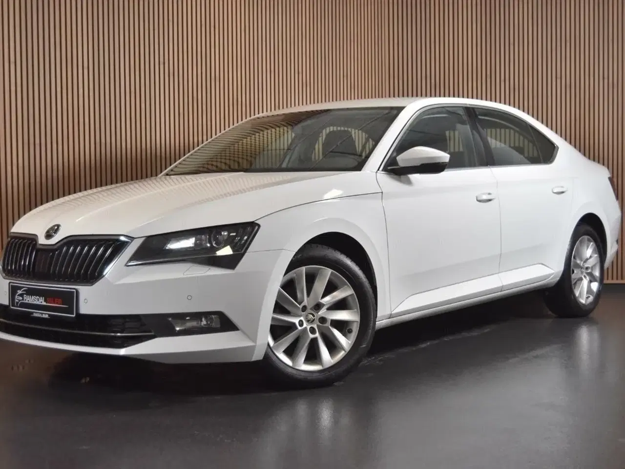 Billede 1 - Skoda Superb 1,6 TDi 120 Style DSG