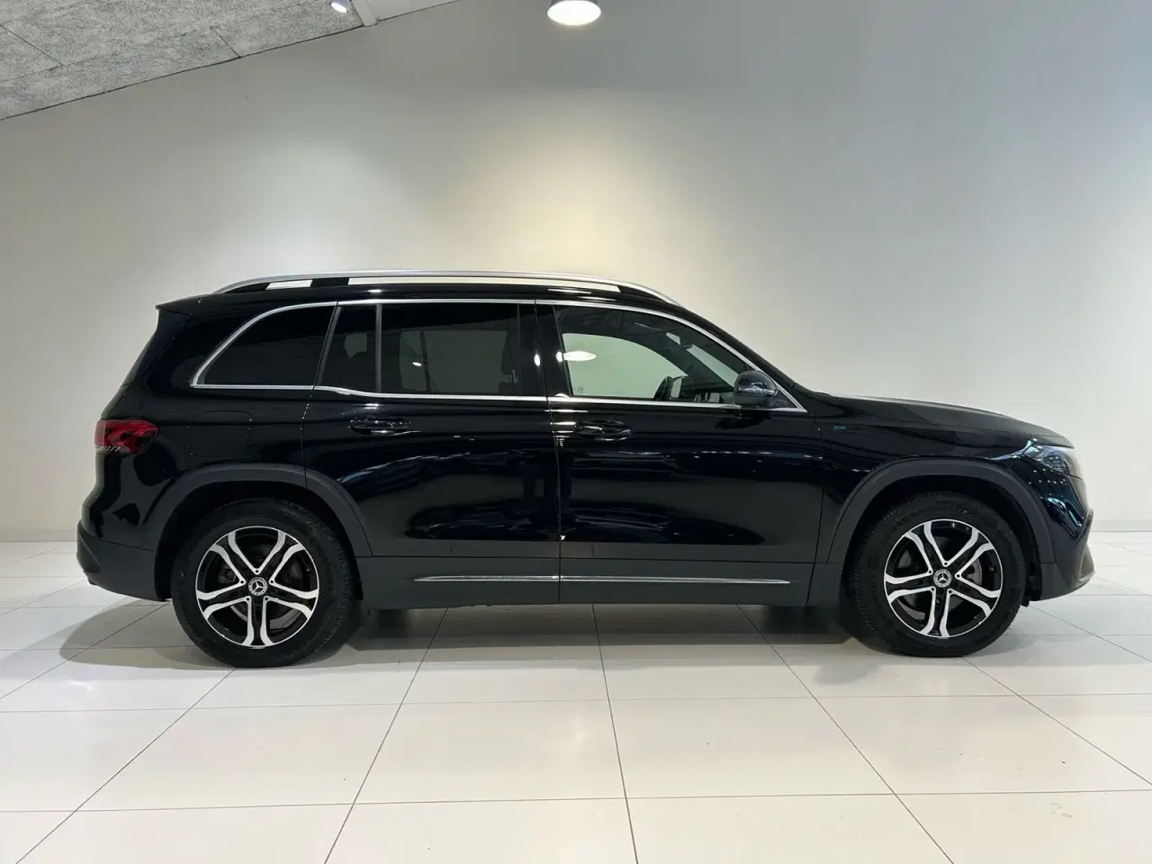 Billede 2 - Mercedes EQB300  AMG Line 4Matic
