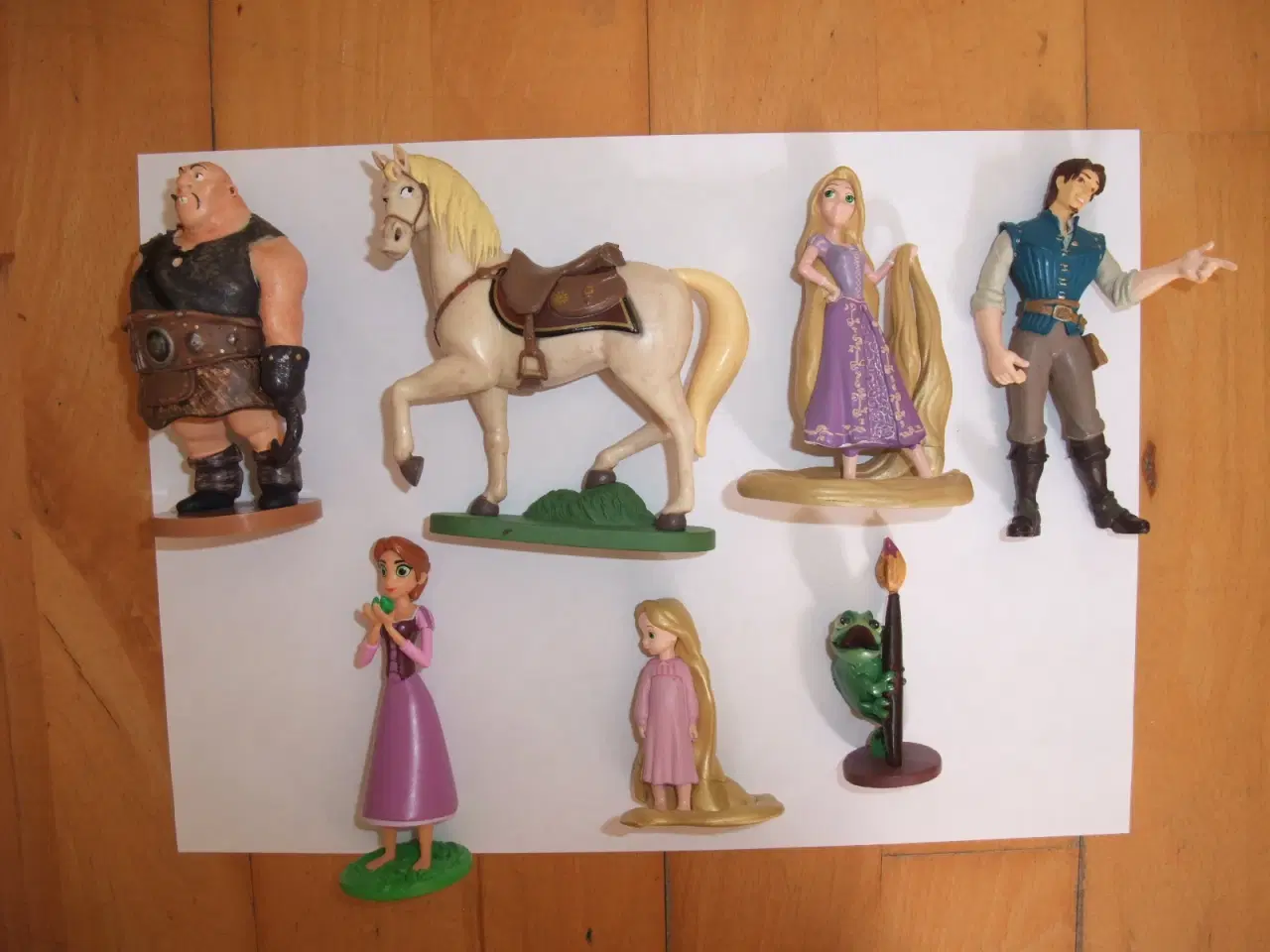 Billede 2 - To på Flugt/Tangled Figurer