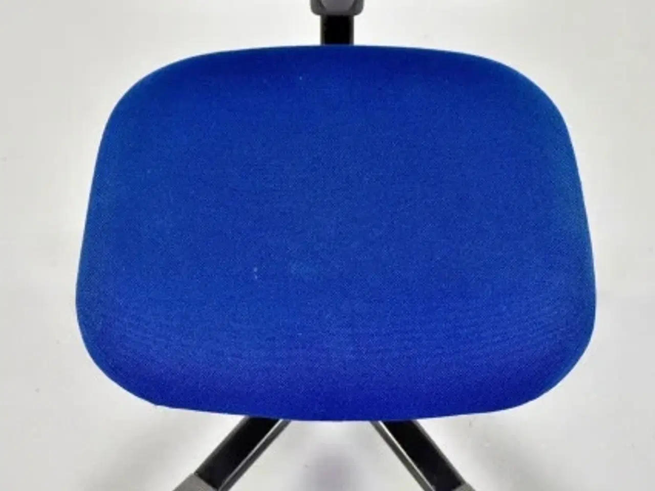 Billede 6 - Häg credo kontorstol med mørkeblå polster og sort understel