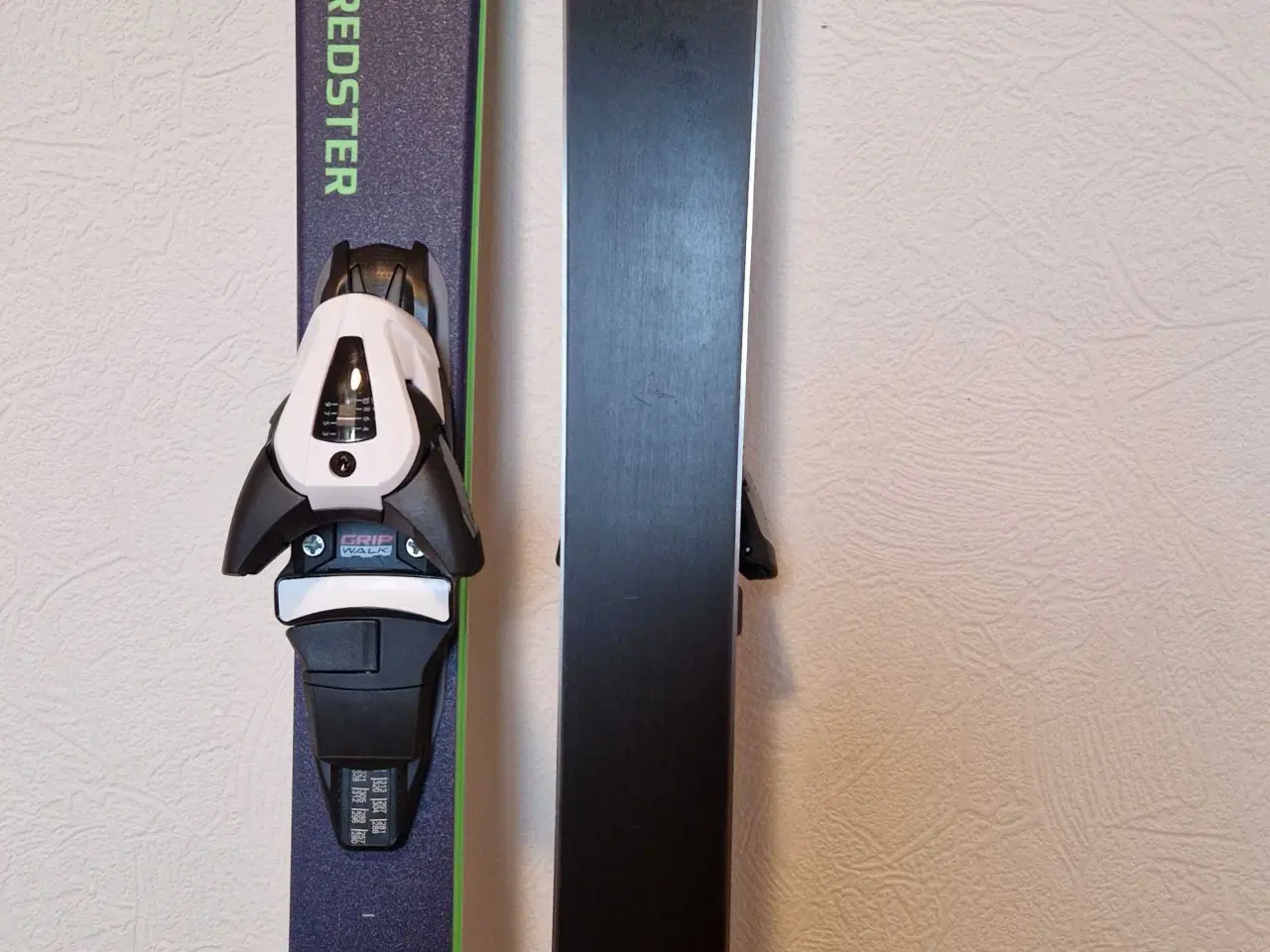 Billede 3 - Ski og støvler 