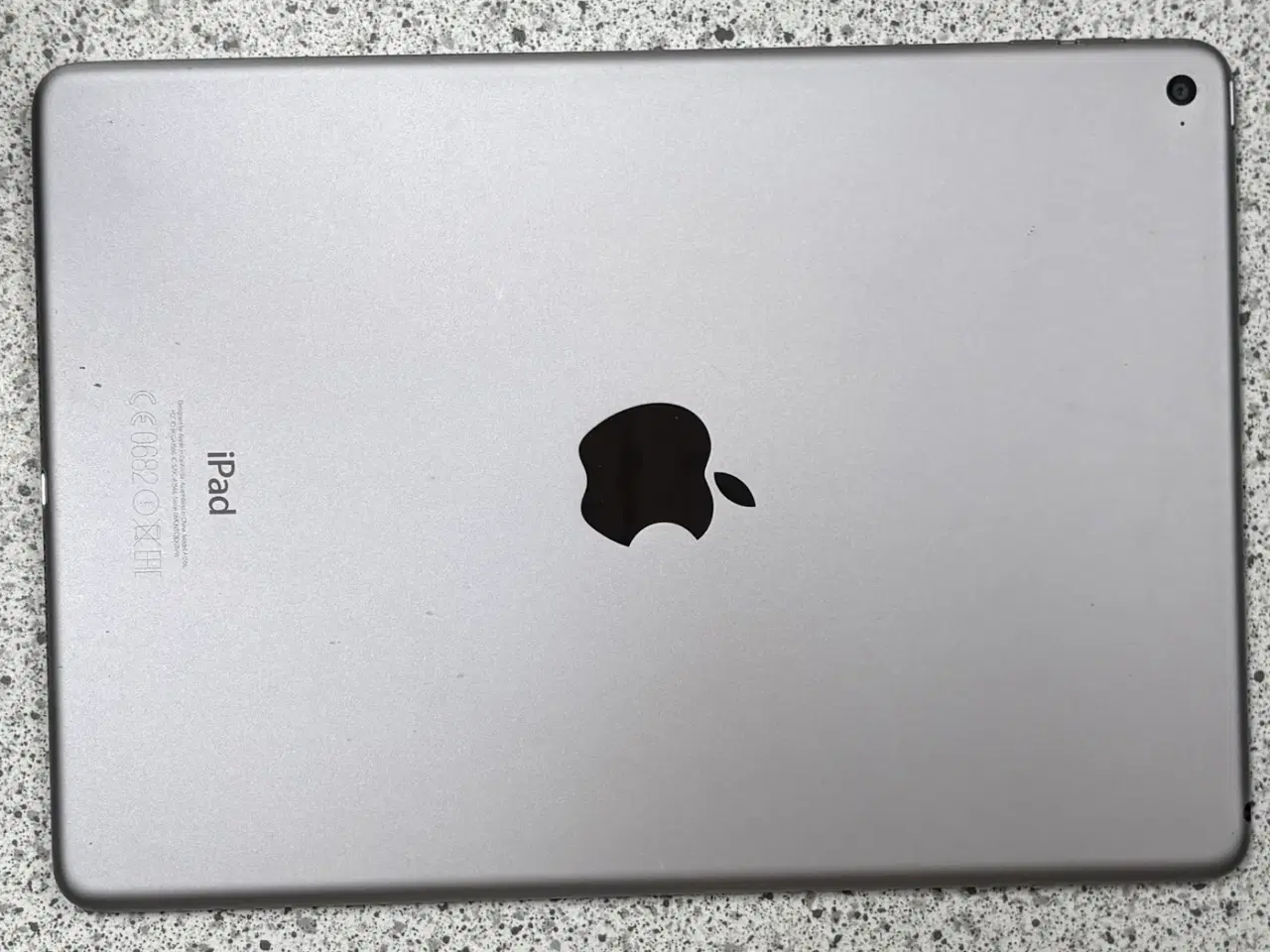 Billede 2 - iPad velholdt med panzerskærm