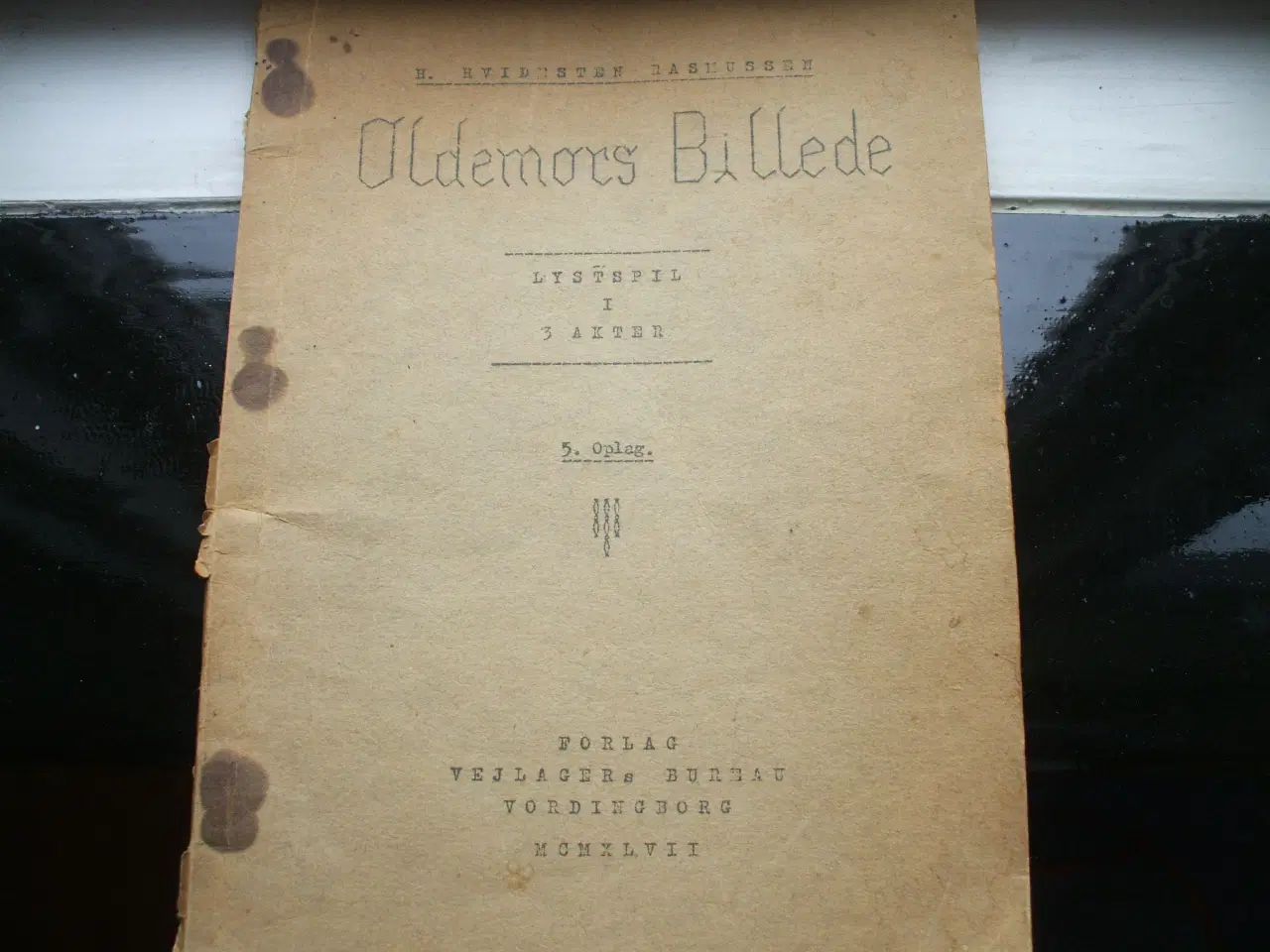 Billede 1 - Oldemors billede og elverhøj