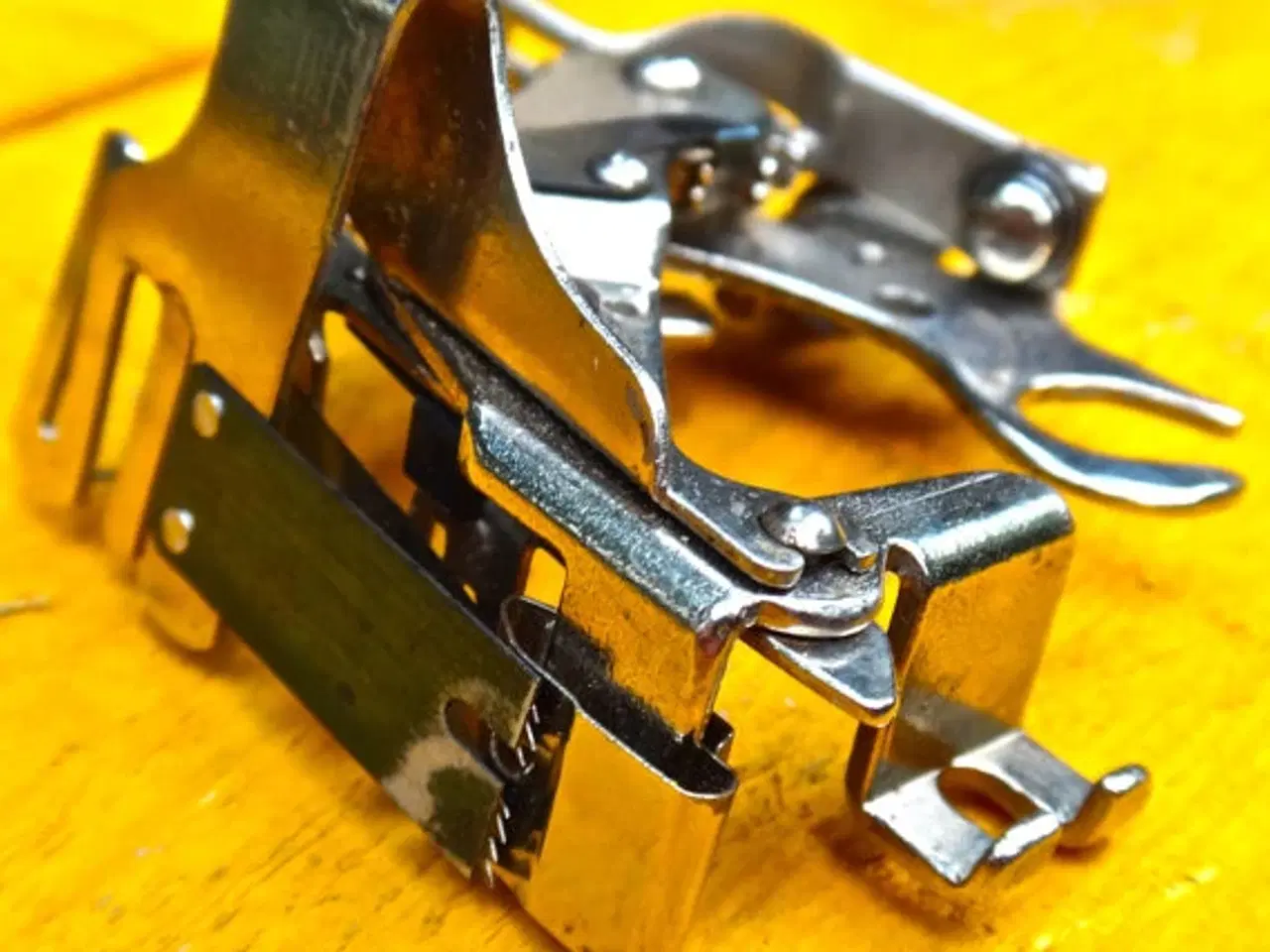 Billede 4 - Symaskine sømfoldere