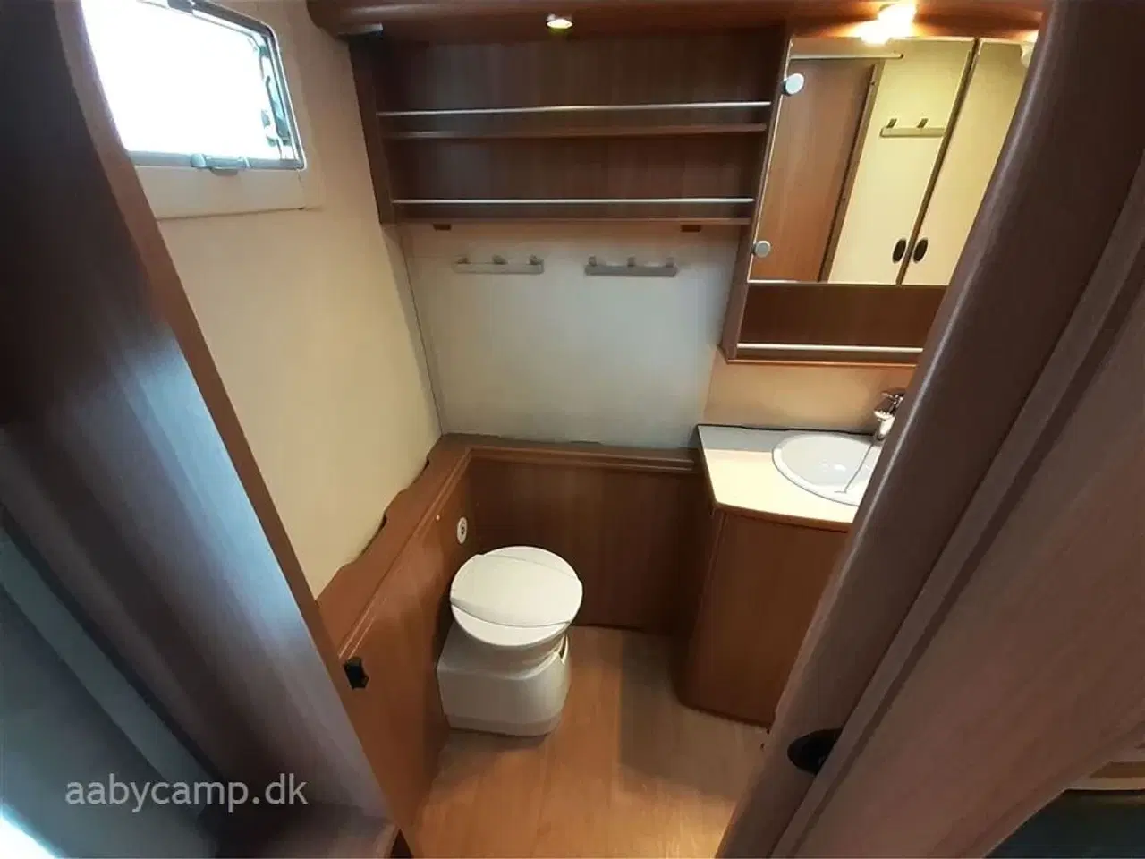 Billede 11 - 2010 - Kabe Royal 780   stor og rummelig Campingvogn.