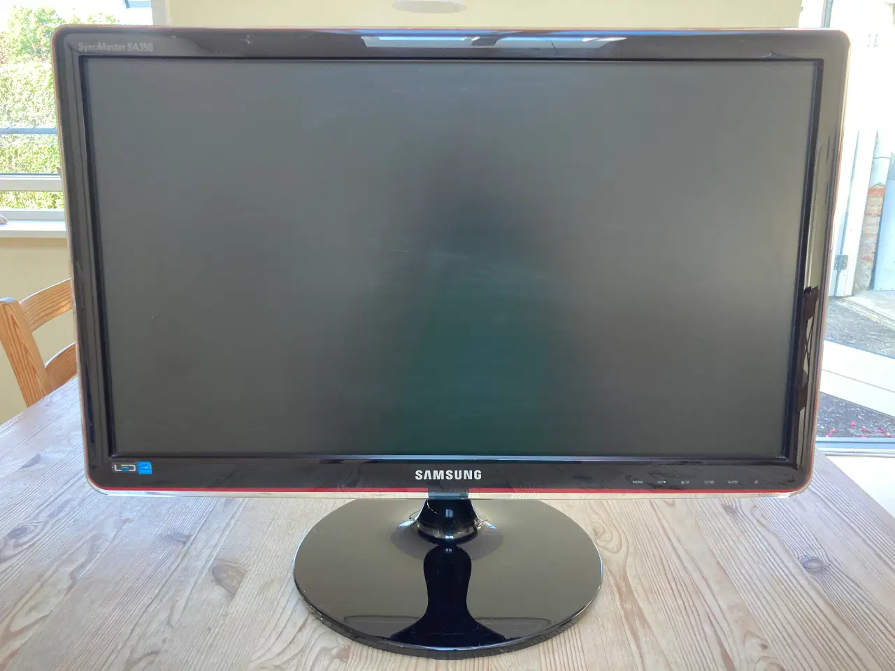 Billede 1 - Samsung Syncmaster 350 23” skærm