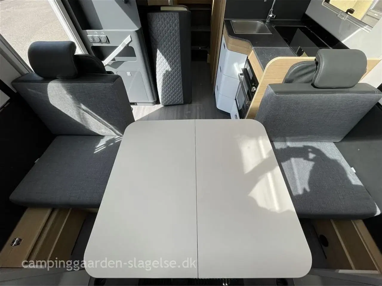 Billede 8 - 2023 - Adria Coral Plus 670 DL   AUTOMATGEAR - NEDSAT KR 136.568,-