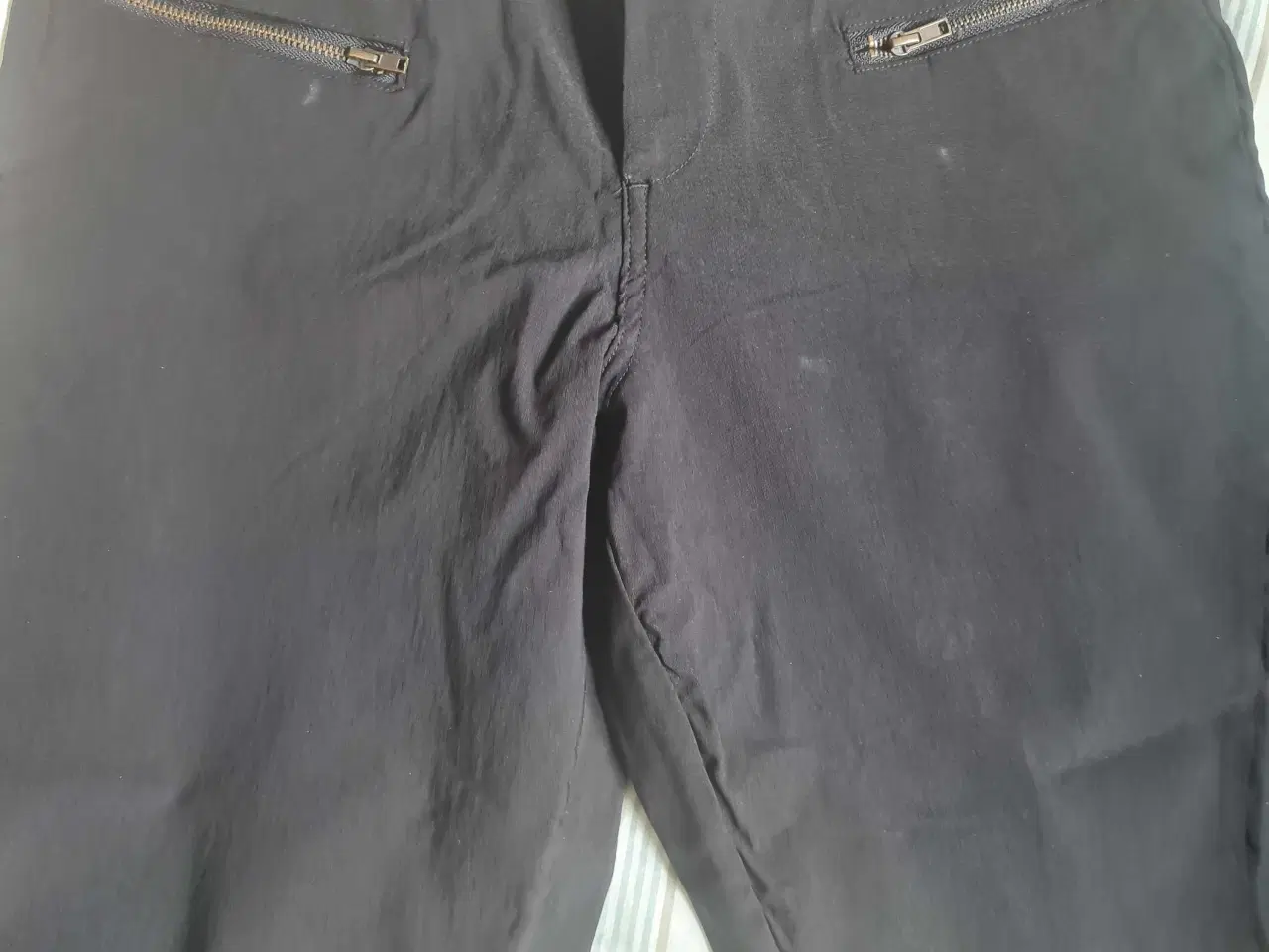 Billede 1 - Sorte leggingsbuks str. M fra Zizzi