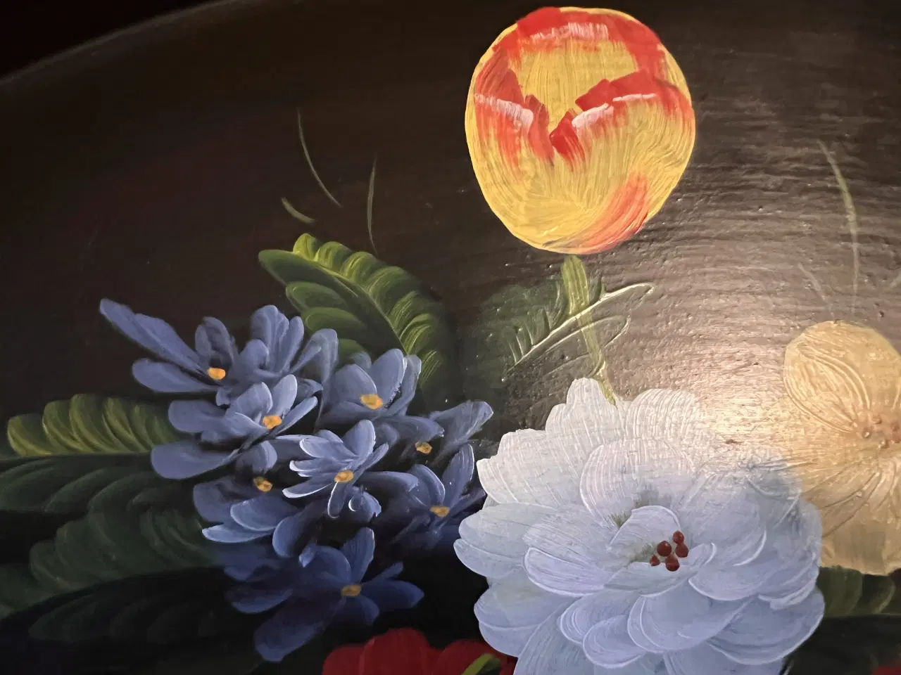 Billede 5 - Charmerende håndmalet bakke i træ