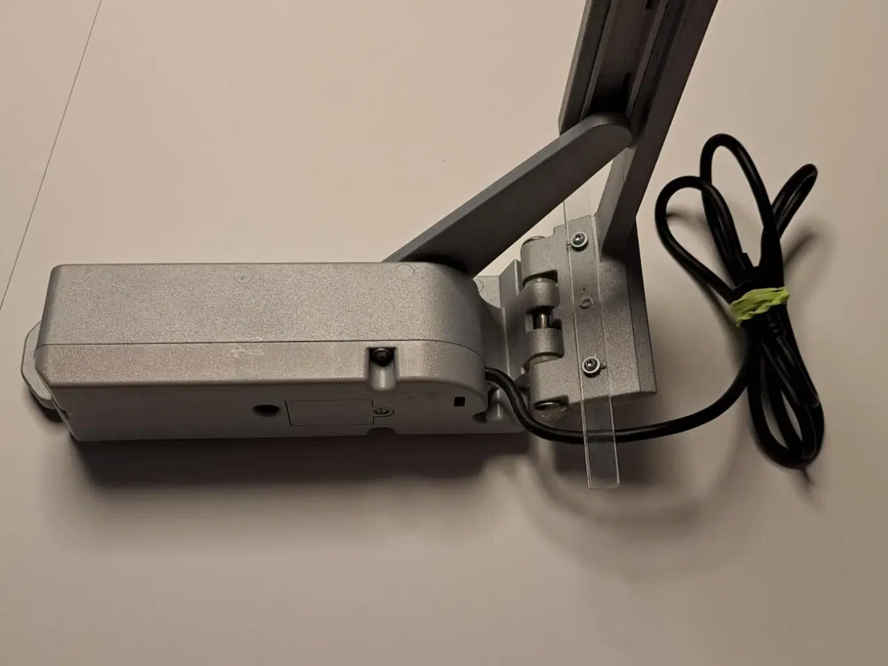 Billede 1 - motor til vægbeslag, Beovision 11