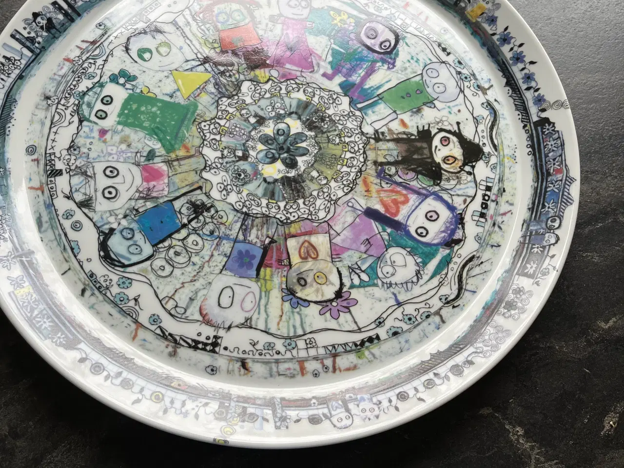 Billede 1 - Poul Pava Aida. Stort rundt fad/platte i porcelæn