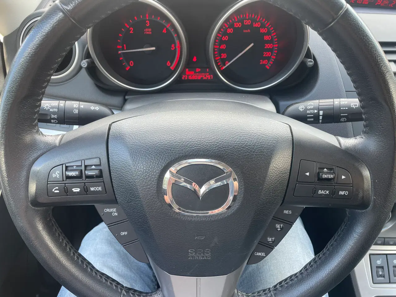 Billede 12 - Mazda 3. 1.6 diesel 5dørs 
