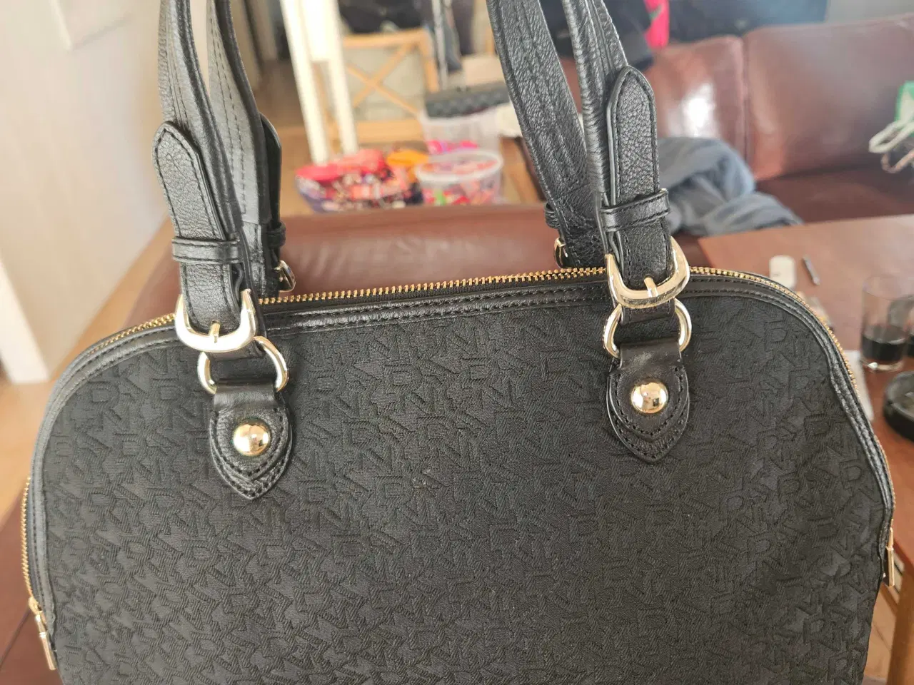 Billede 1 - DKNY sort håndtaske