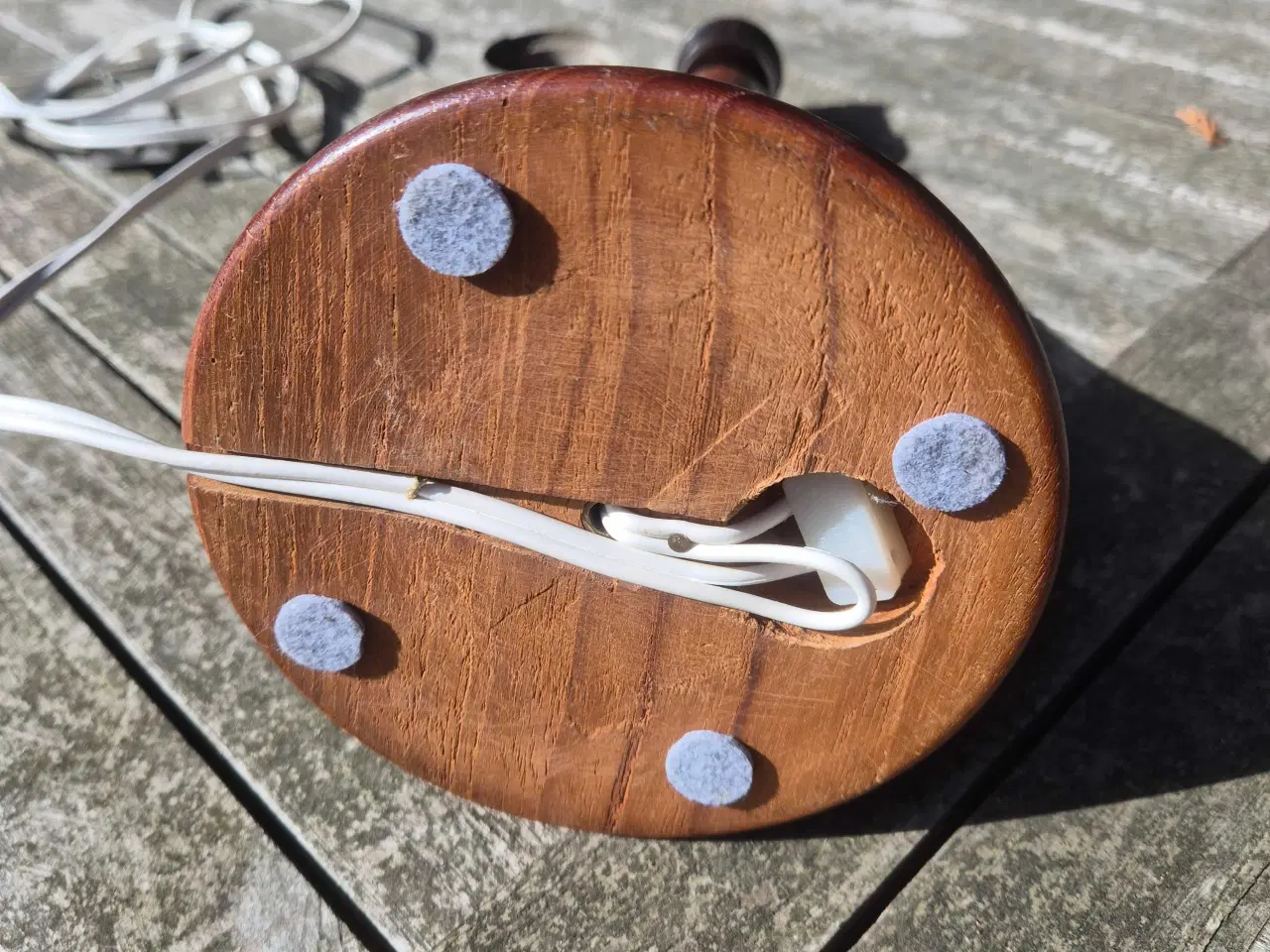 Billede 11 - Elegant bordlampe i teaktræ