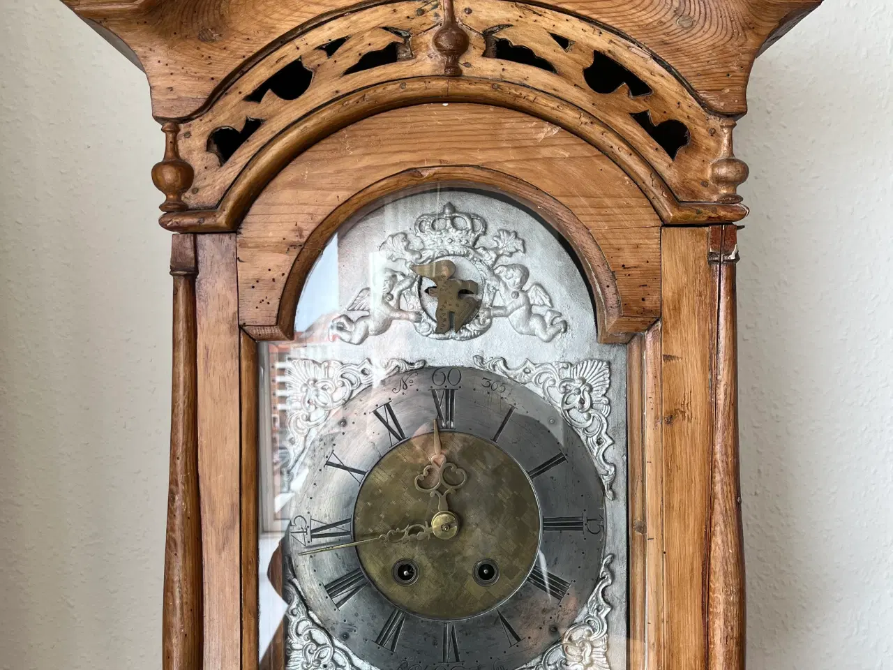 Billede 11 - Gamle møbler gives væk