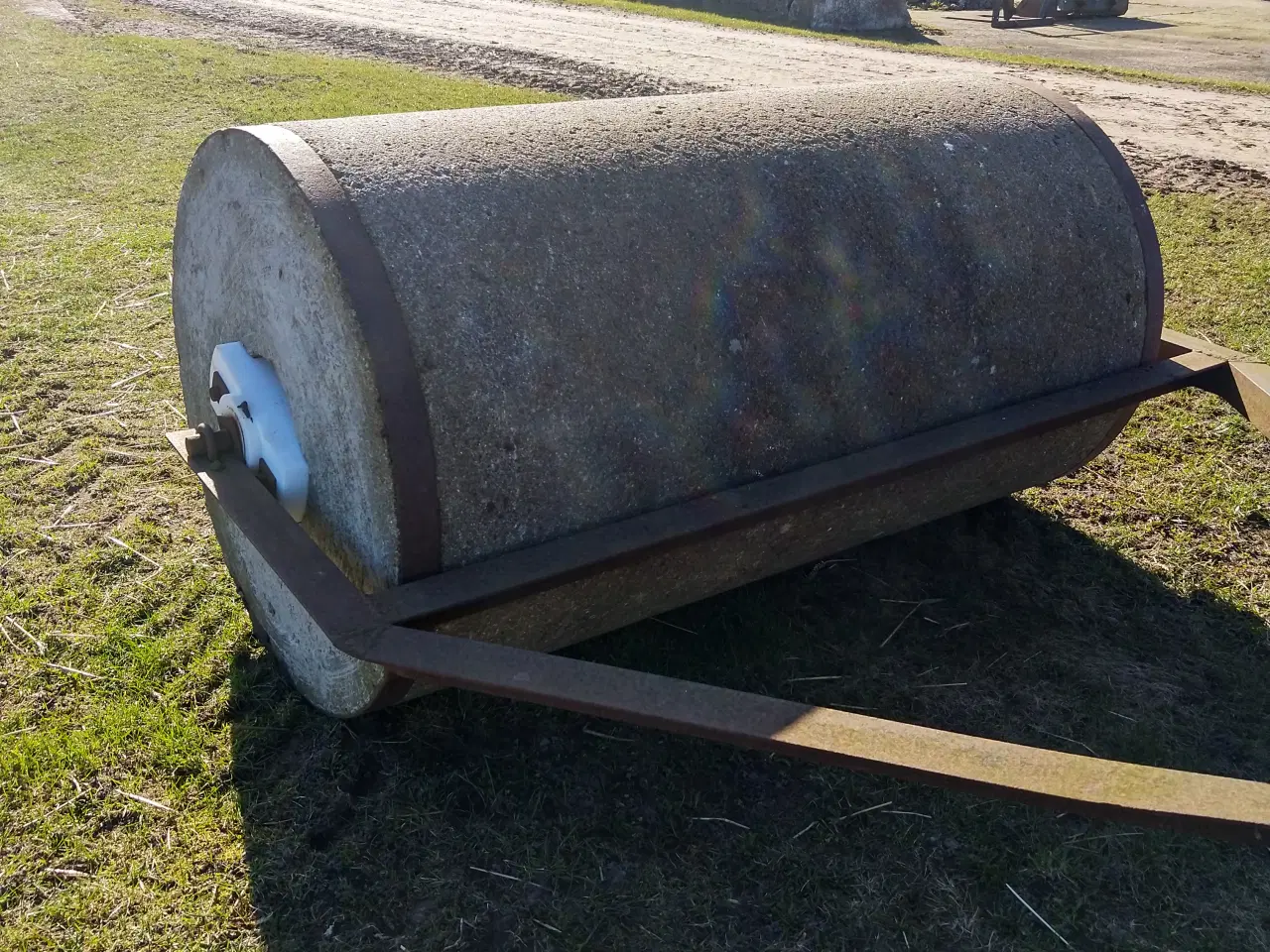 Billede 1 - Cementtromle til salg