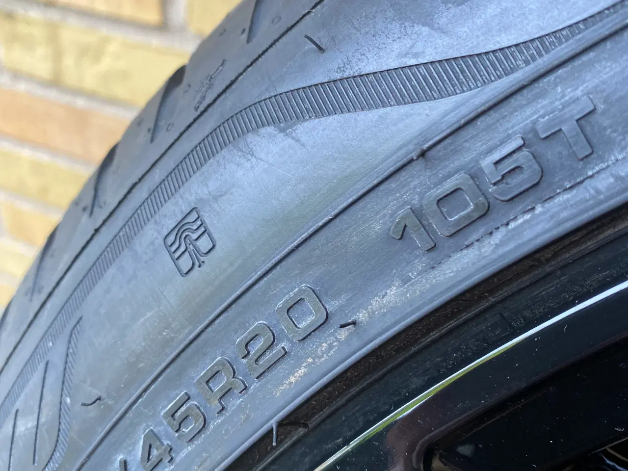 Billede 3 - 20” Nye Goodyear Helårs 255/45-20”