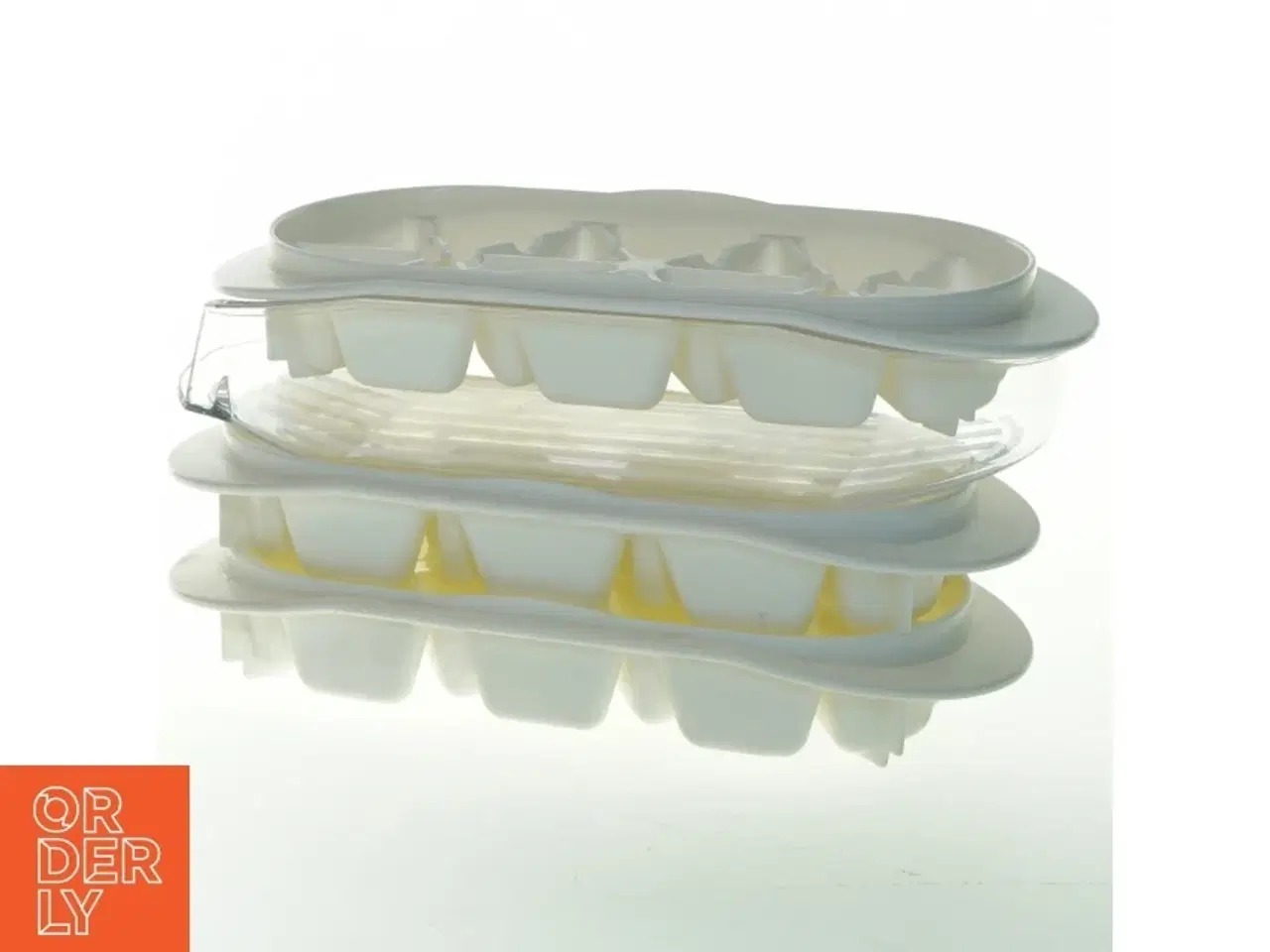 Billede 3 - Forme til fylde chokolade/ isterninger  med låg fra Tupperware (str. 21x9 cm)