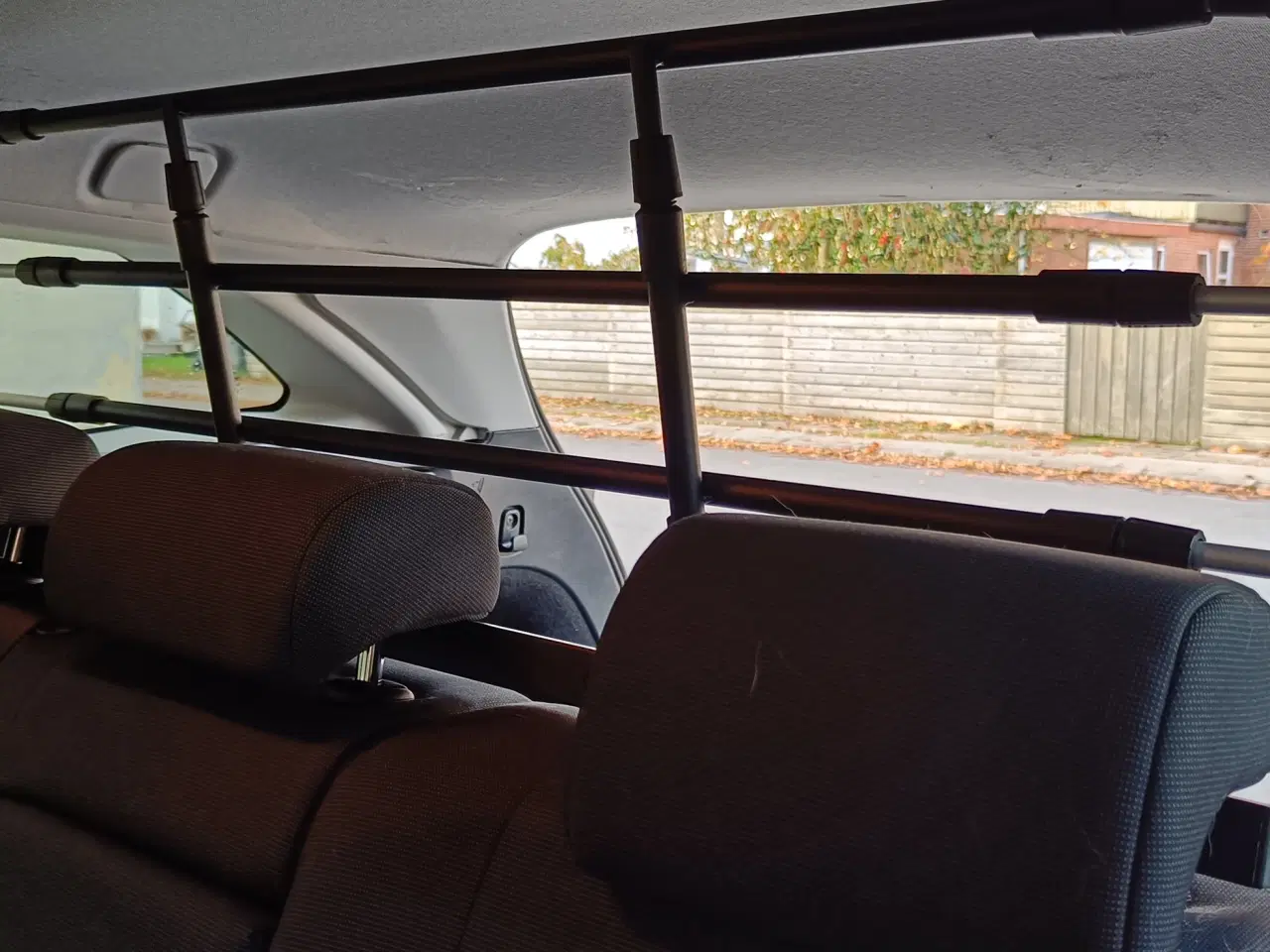 Billede 3 - Hundegitter til bil