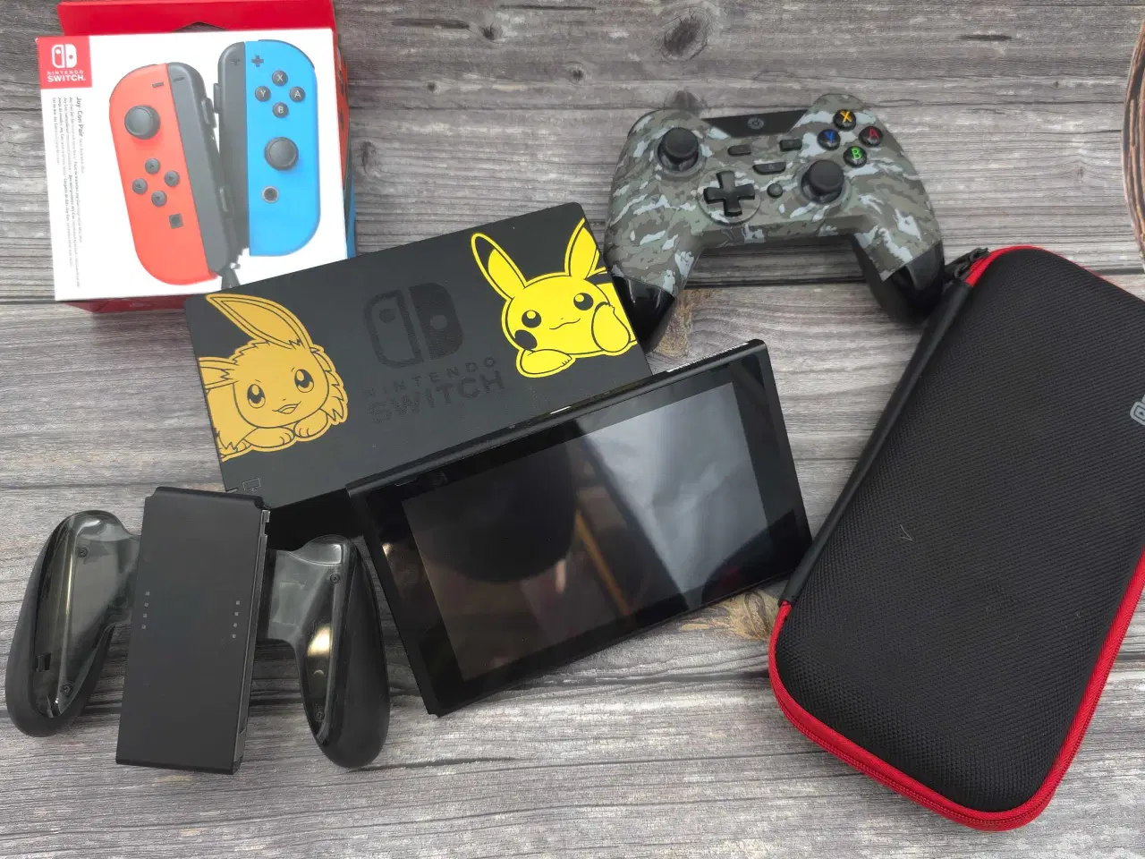 Billede 2 - Nintendo Switch limited edition lets go