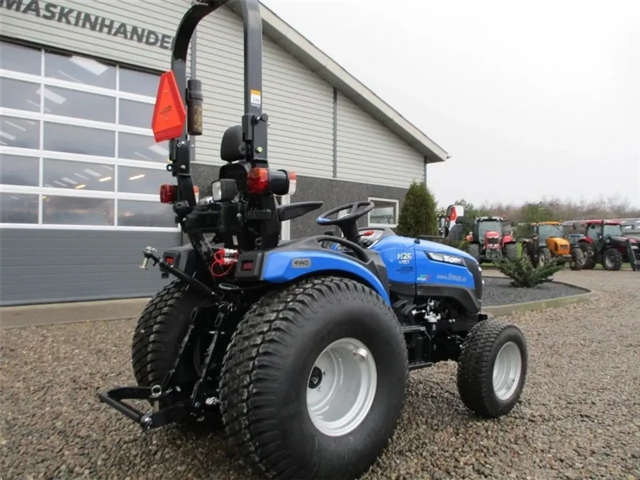 Billede 14 - Solis 26 HST Hydrostat Turf hjul.