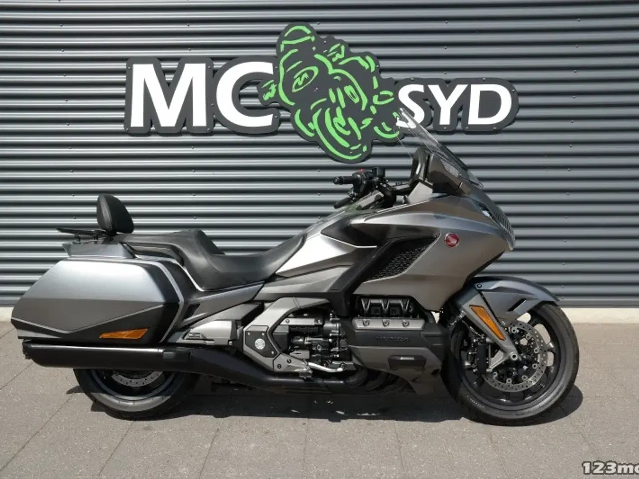 Billede 1 - Honda GL 1800 Gold Wing MC-SYD       BYTTER GERNE