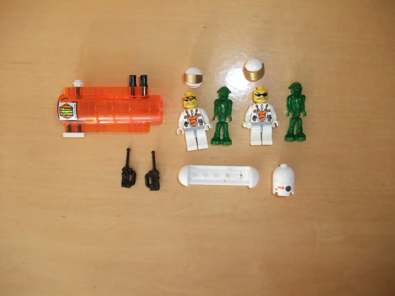Billede 2 - Lego Mars Mission Figurer