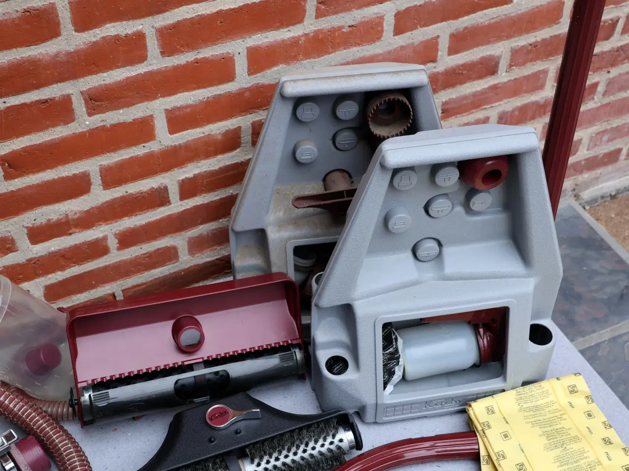 Billede 2 -  Kirby støvsuger m/div tilbehør