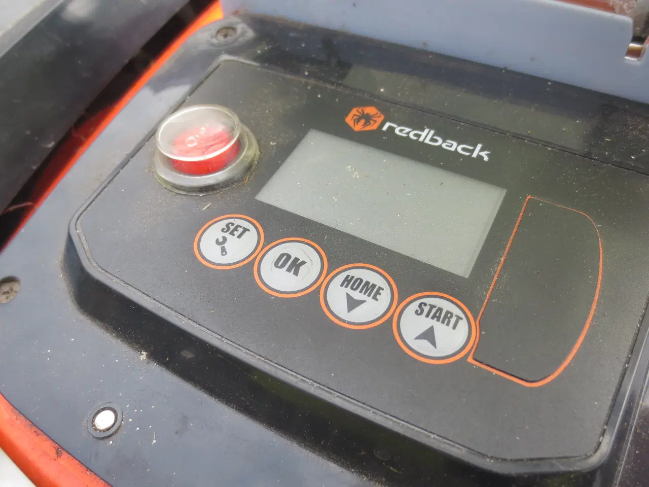 Billede 4 - 1 stk Redback Robotplæneklipper Model RM24A-10D