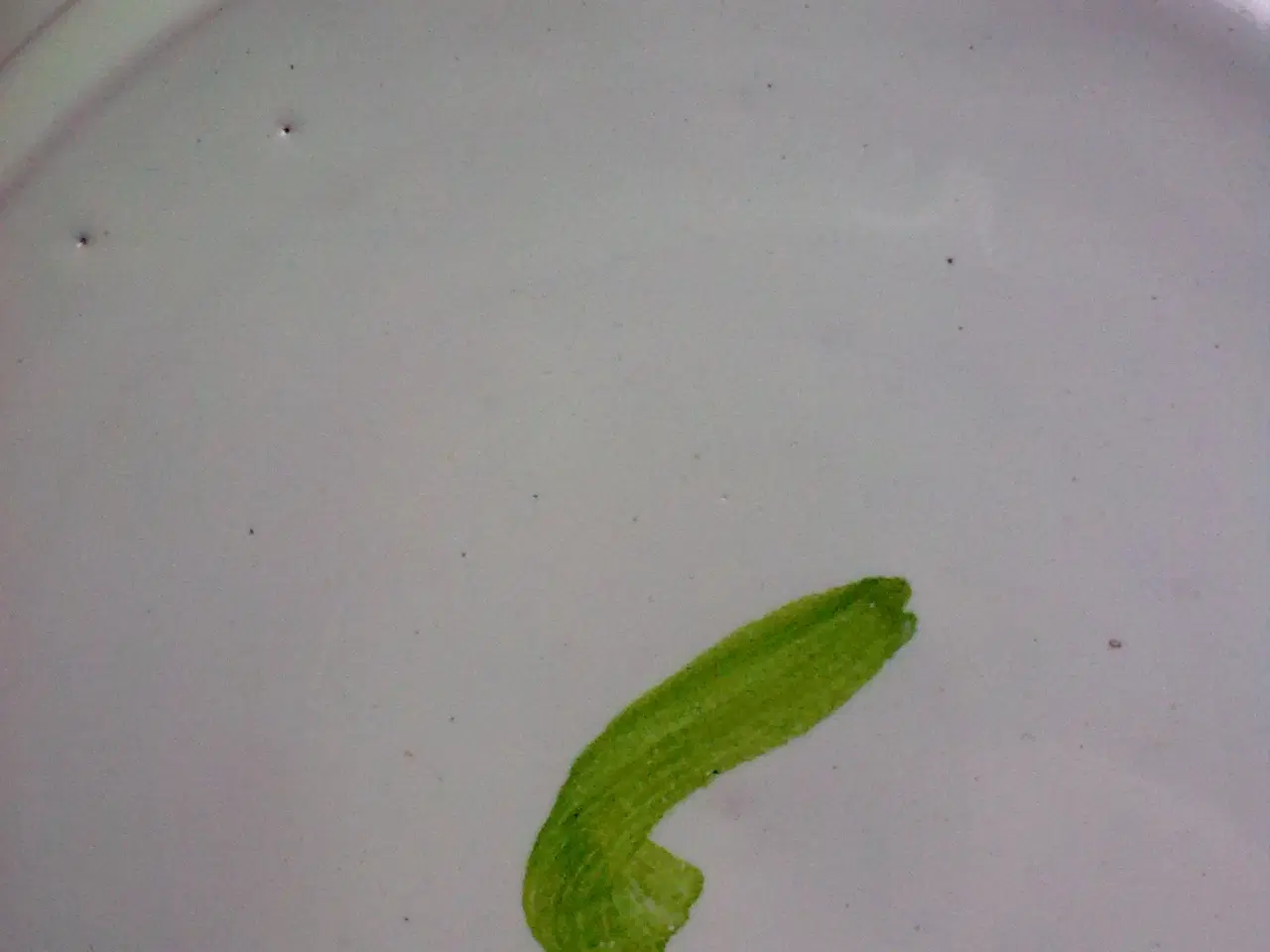 Billede 5 - Sne falder på grantræ * Keramik Dansk design