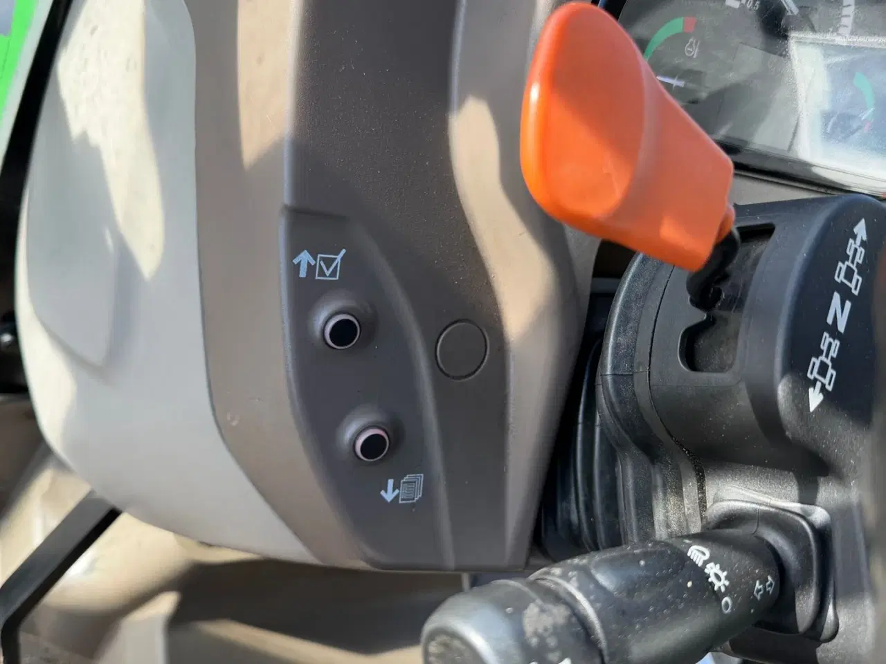 Billede 13 - John Deere 5105GF FRONTLIFT. HJUL MED TRAKTORDÆK MEDFØLGER