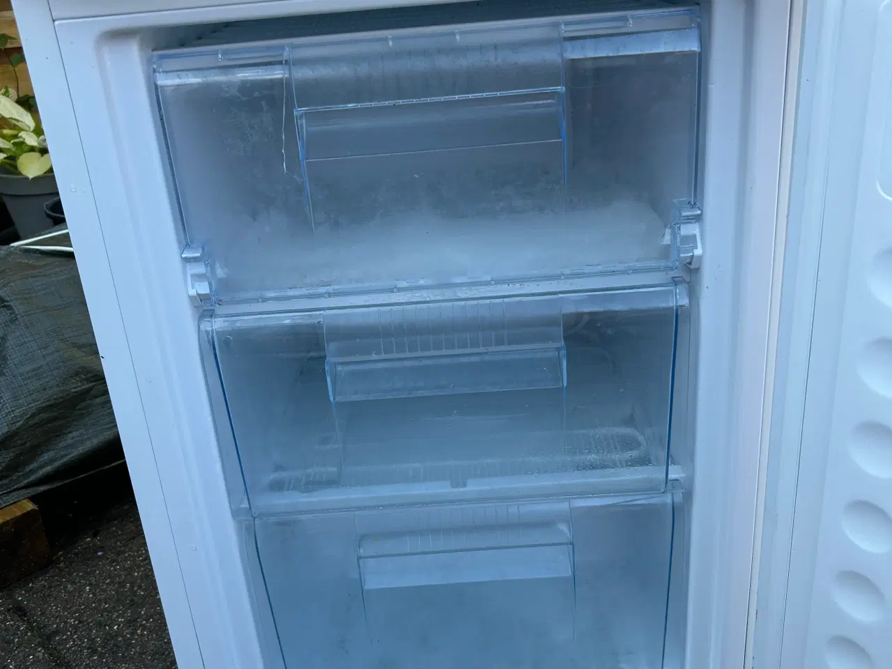 Billede 2 - Fryseskab 85 liter sælges