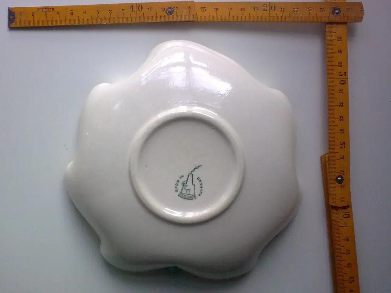 Billede 17 - DIY stilleben af bl.a. dansk keramik