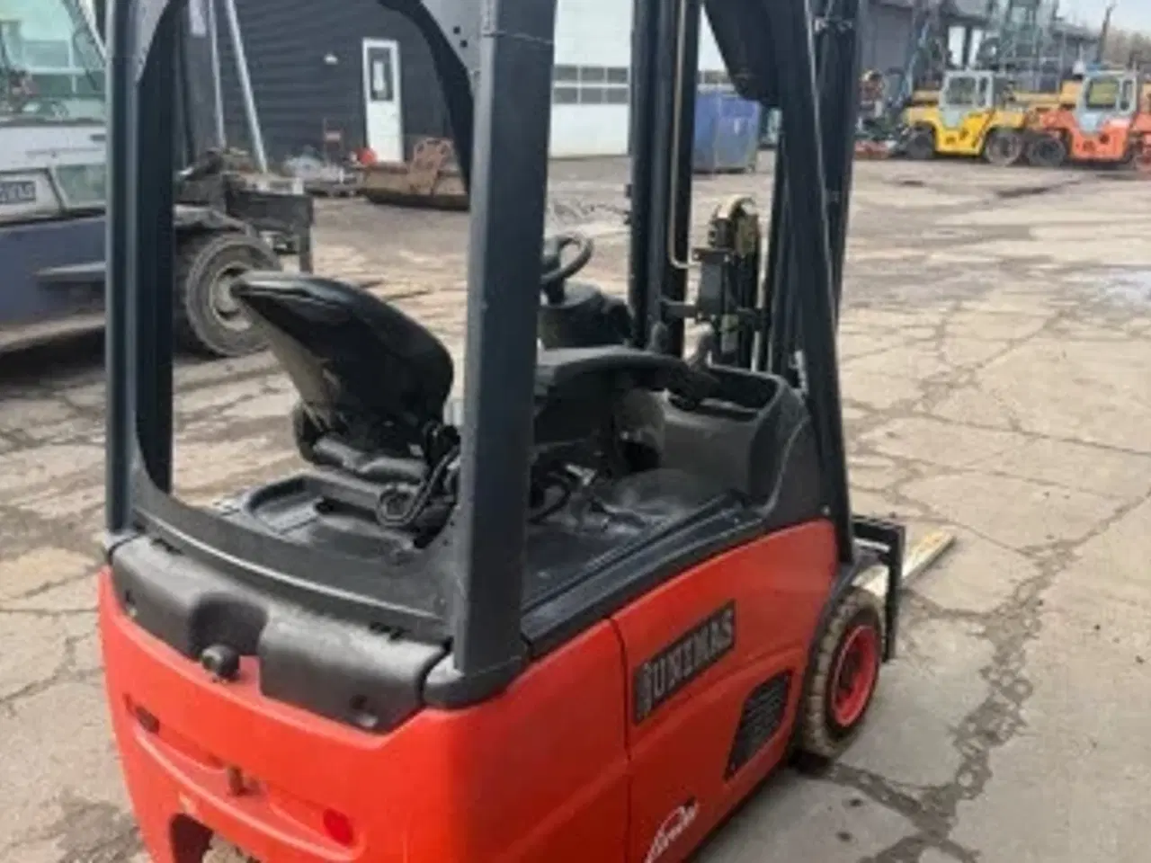 Billede 3 - Flot og velholdt eltruck