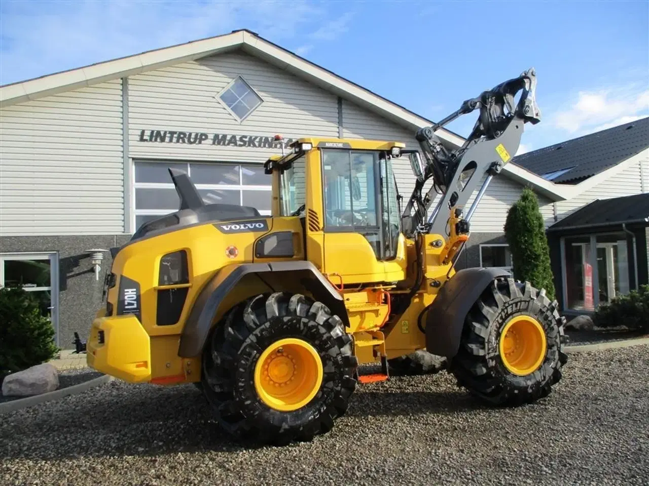 Billede 10 - Volvo L 70 H H2, BEMÆRK MED GARANTI FRA VOLVO FREM TIL DEN 18.6.2026. AGRICULTURE DK-maskine, Co-Pilot & med 750mm Michelin MEGA X BIB hjul.