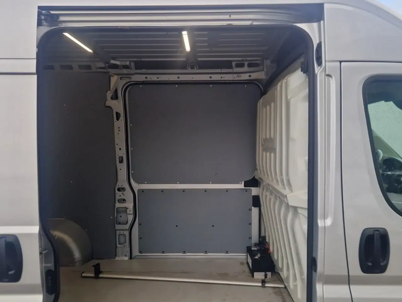 Billede 9 - Fiat Ducato 35 2,3 MJT 140 Kassevogn L2H2 Pro+ aut.