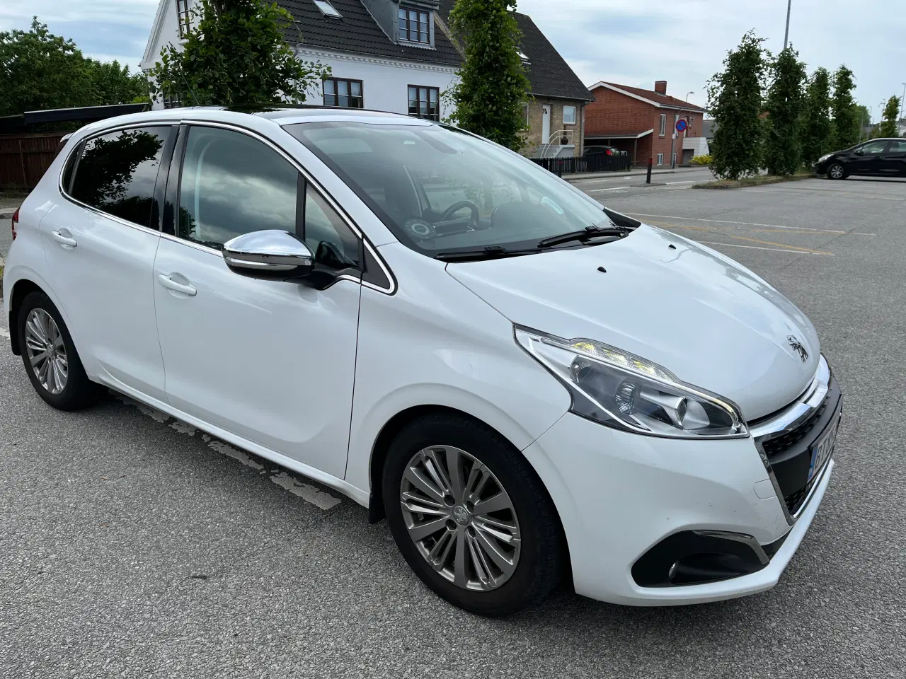 Billede 4 - Peugeot 208 Allure Sky
