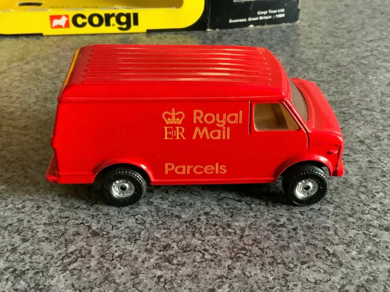 Billede 3 - Corgi Toys No. 423/1 G.M. Van Royal Mail