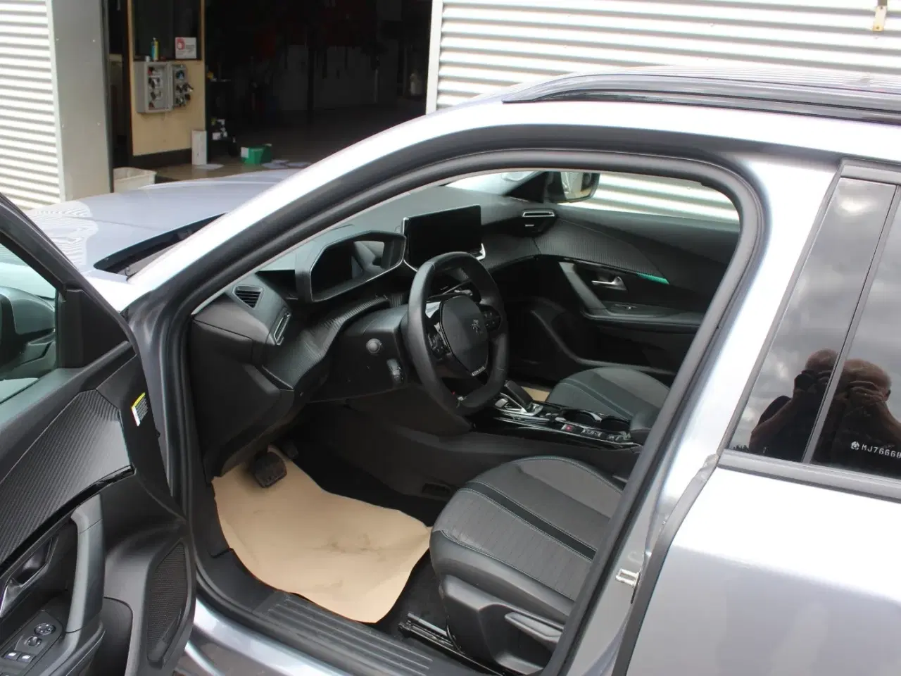 Billede 7 - Peugeot e-2008 50 Allure Pack