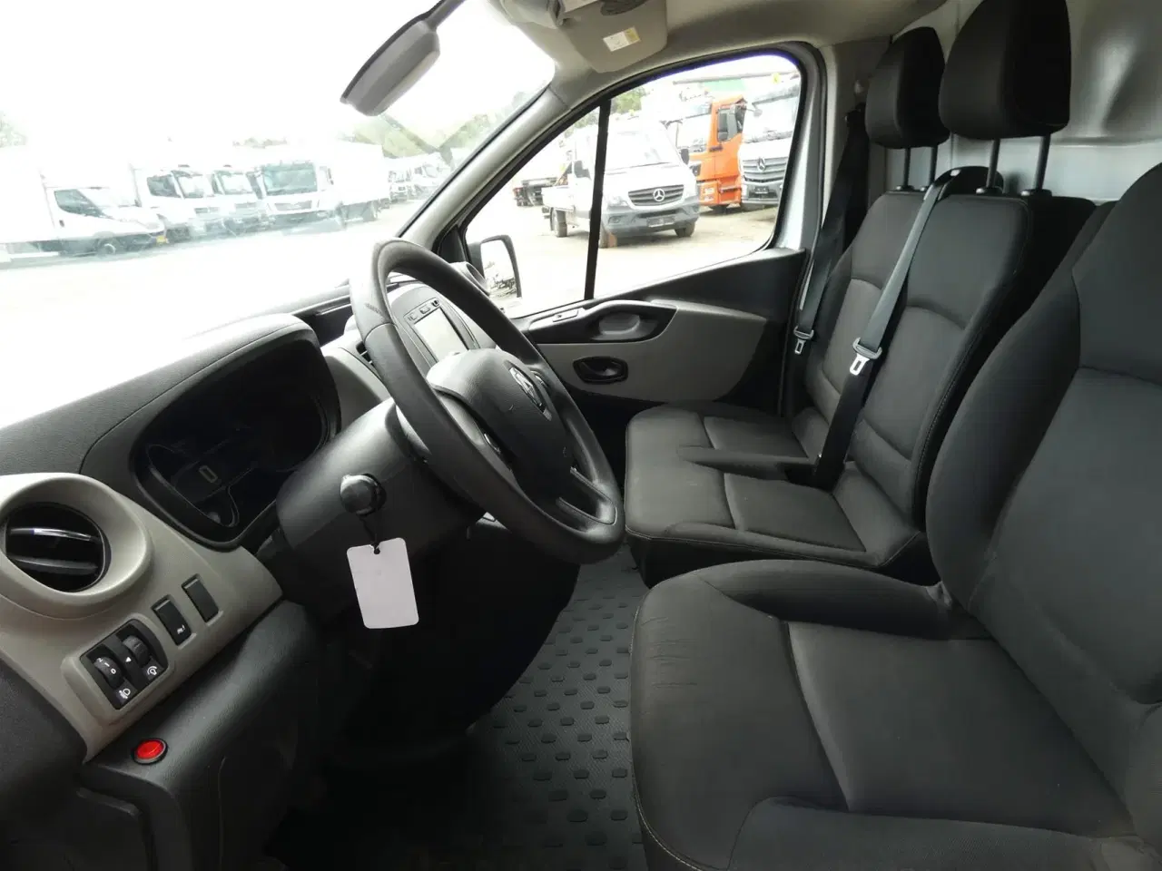 Billede 9 - Renault Trafic T29 L2H1 1,6 DCI 120HK Van 6g
