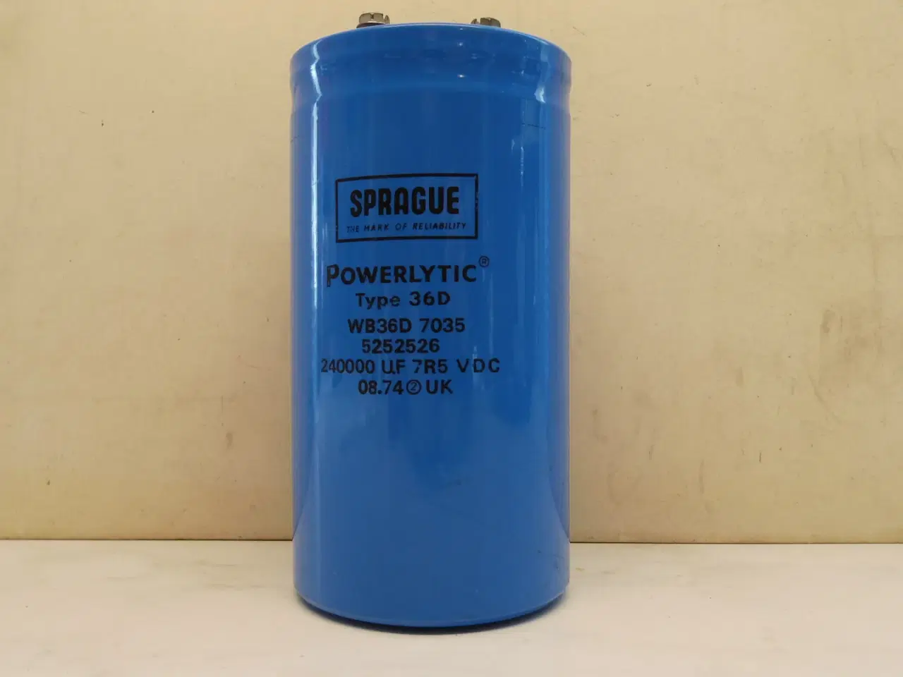 Billede 1 - Kondensator 240000 MF