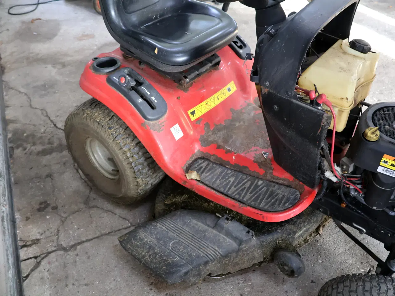 Billede 8 -  Jonsered LT2218A havetraktor